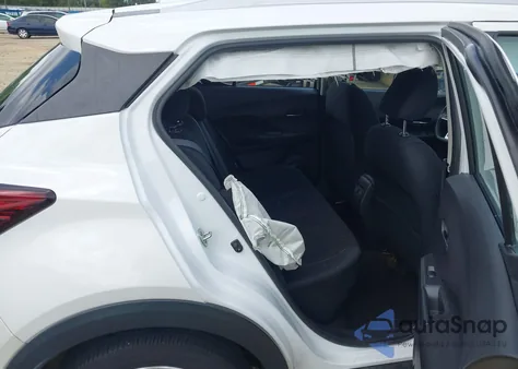 2023 Nissan Kicks Sv Xtronic Cvt z USA, uszkodzony, nr VIN 3N1CP5CV5PL483949